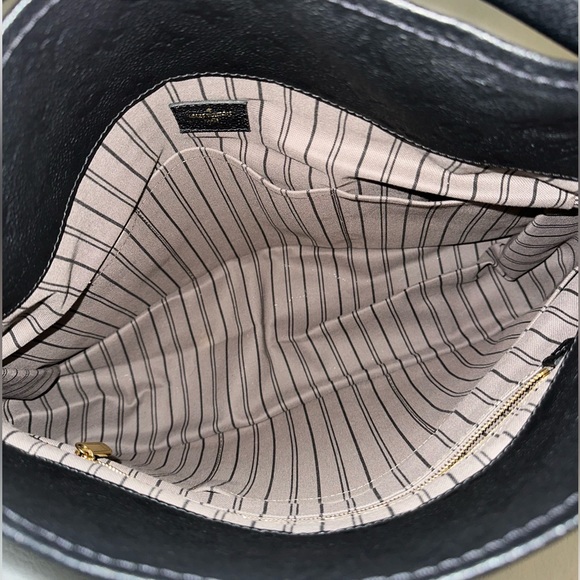 Louis Vuitton Artsy MM in black - Picture 3 of 6